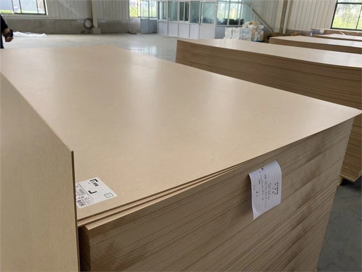 Tauler MDF de 1-6mm amb alta densitat